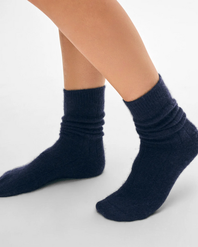 CASHMERE RIBBED SOCK IN DEEP NAVY