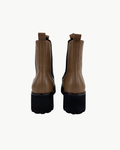 BROOKE RAIN RESISTANT BOOT IN MOLASSES CALF