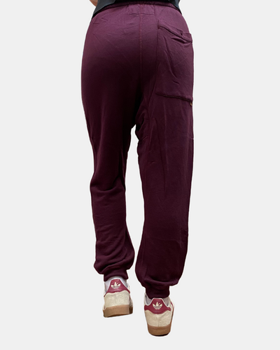 SUPERFLUFF POCKET LUX SWEATPANT IN EGGPLANT