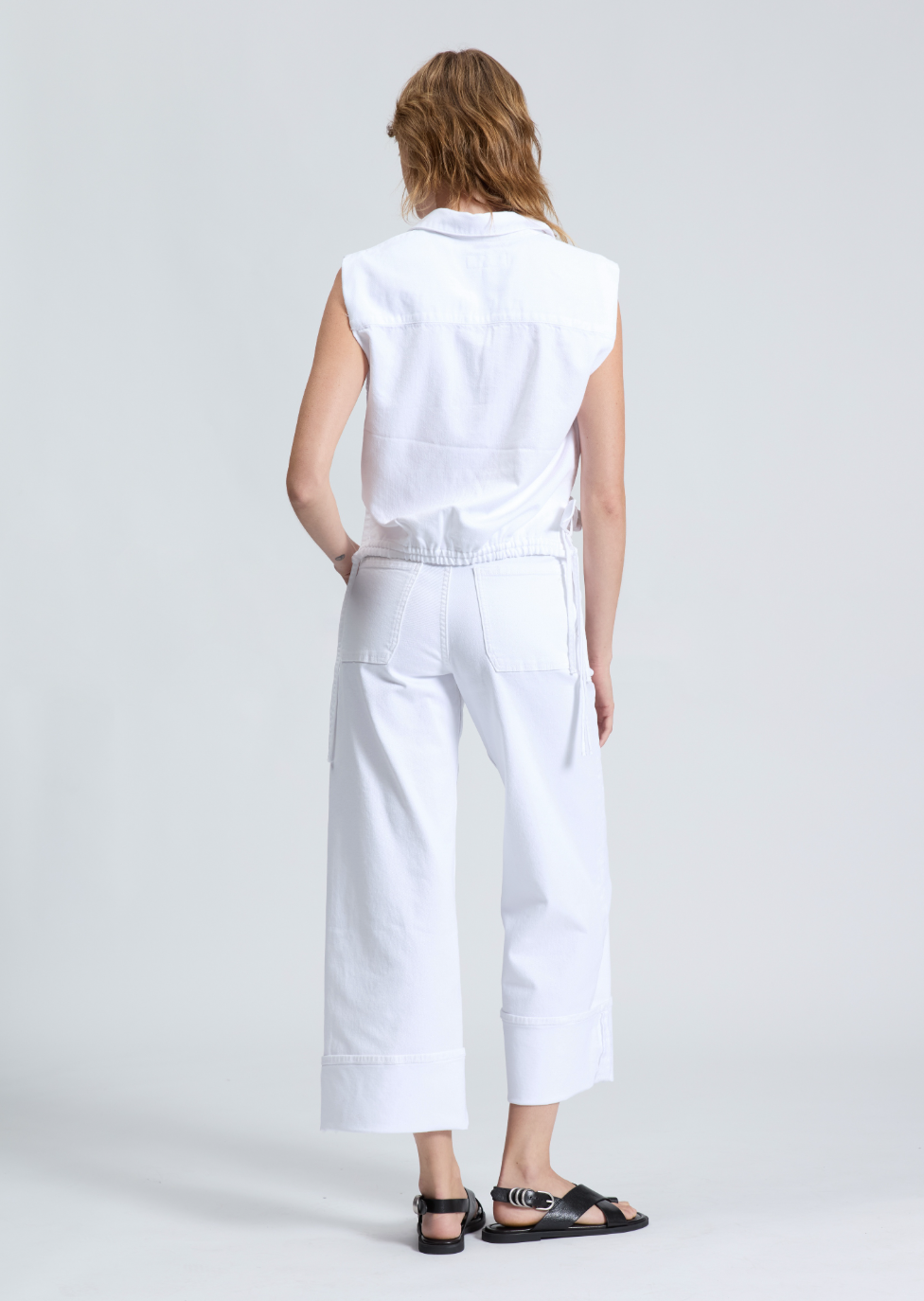 ULTRA FEATHERWEIGHT FIONA TOP IN OPTIC WHITE