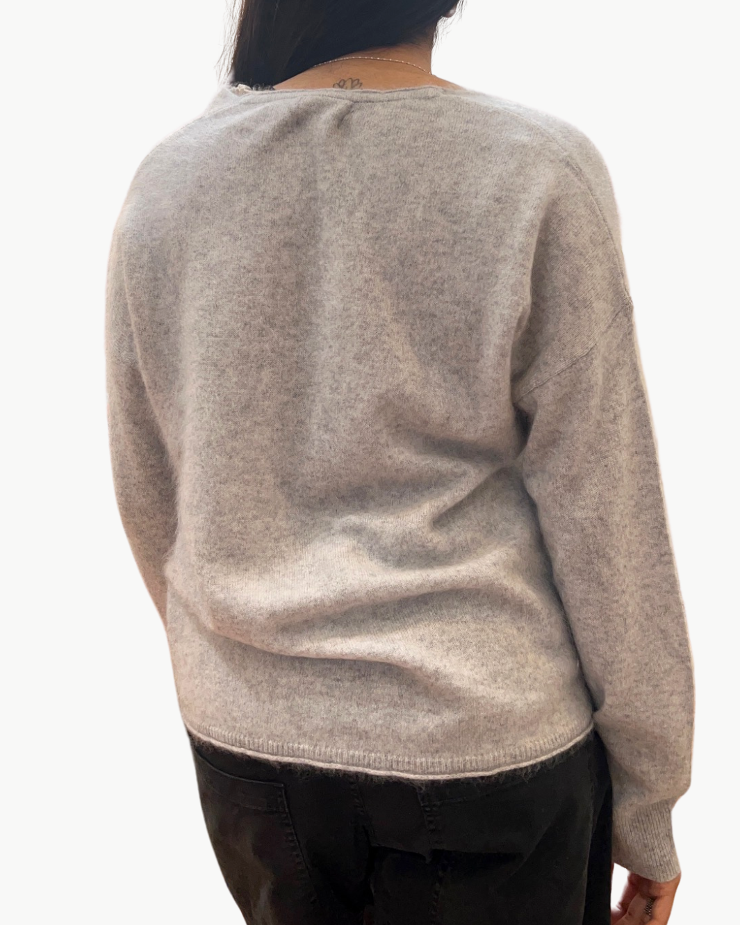 HIRA V NECK PULLOVER IN HEATHER